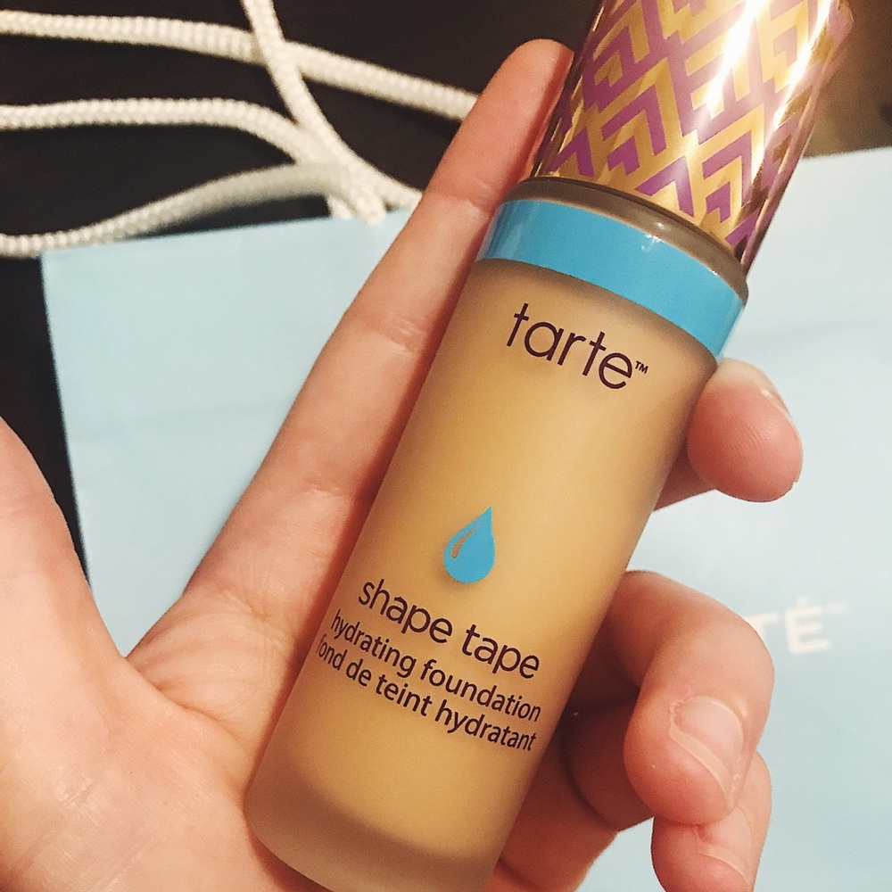 NEW Tarte Shape Tape Hydrating Foundation